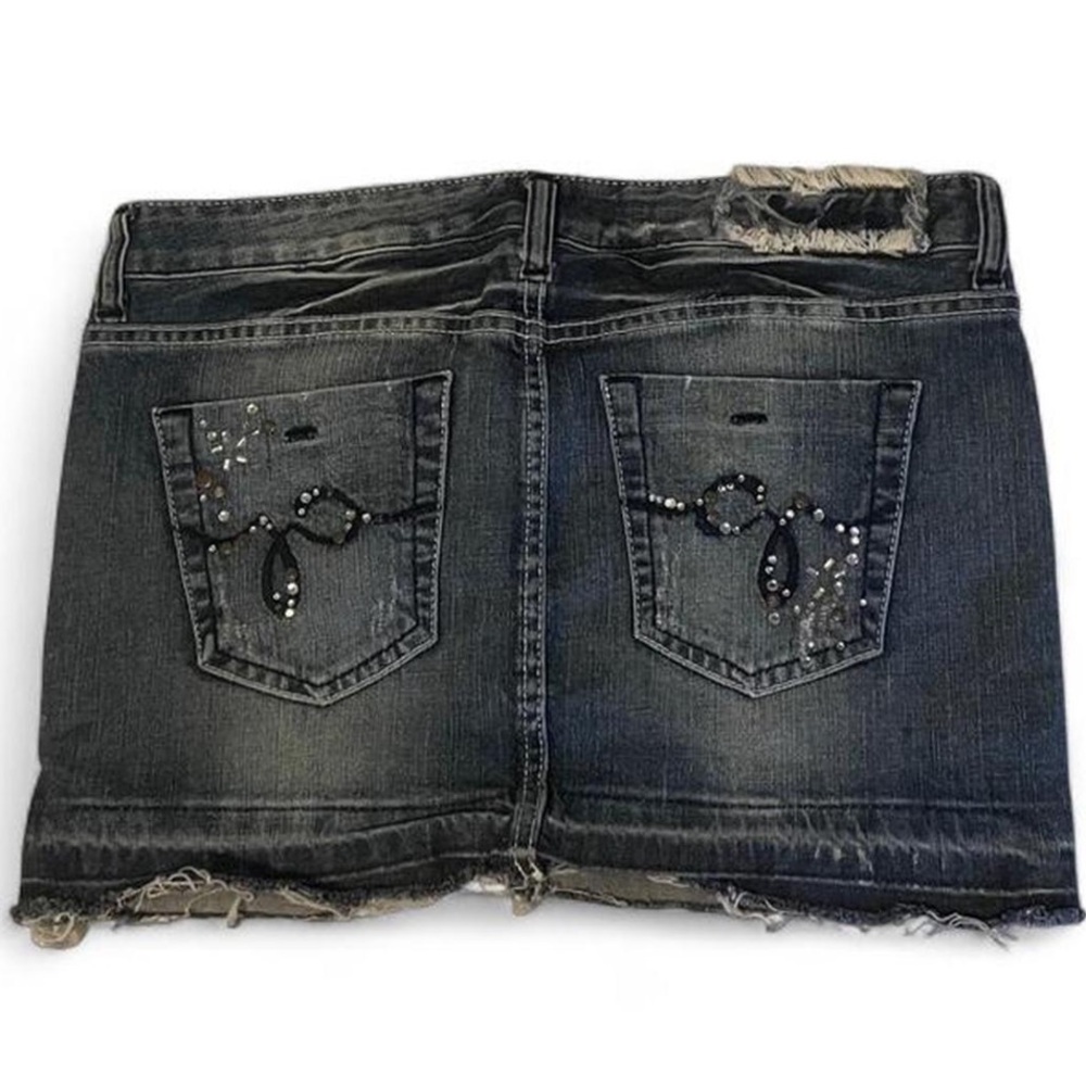 Guess medium wash denim mini skirt